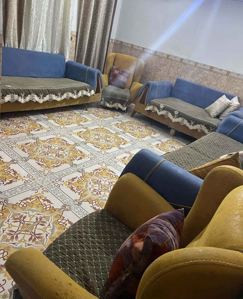 كنب • بيع مستعجل • أسعار مناسبة