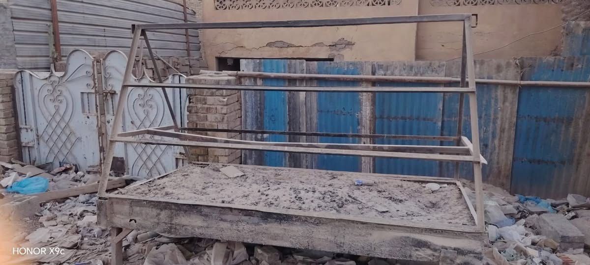 لللبيع. حمايه جديده ستعمال قليل  سعر ٥٠٠ بيها مجال
دكت مترين ونص   مع  ساحبه مالتها هم جديد  سعر ٢٥٠ 
شوايه سمج ودجاج  سعر ٢٥٠ بيها مجال قليل 
 رقم الهاتف ///***********
