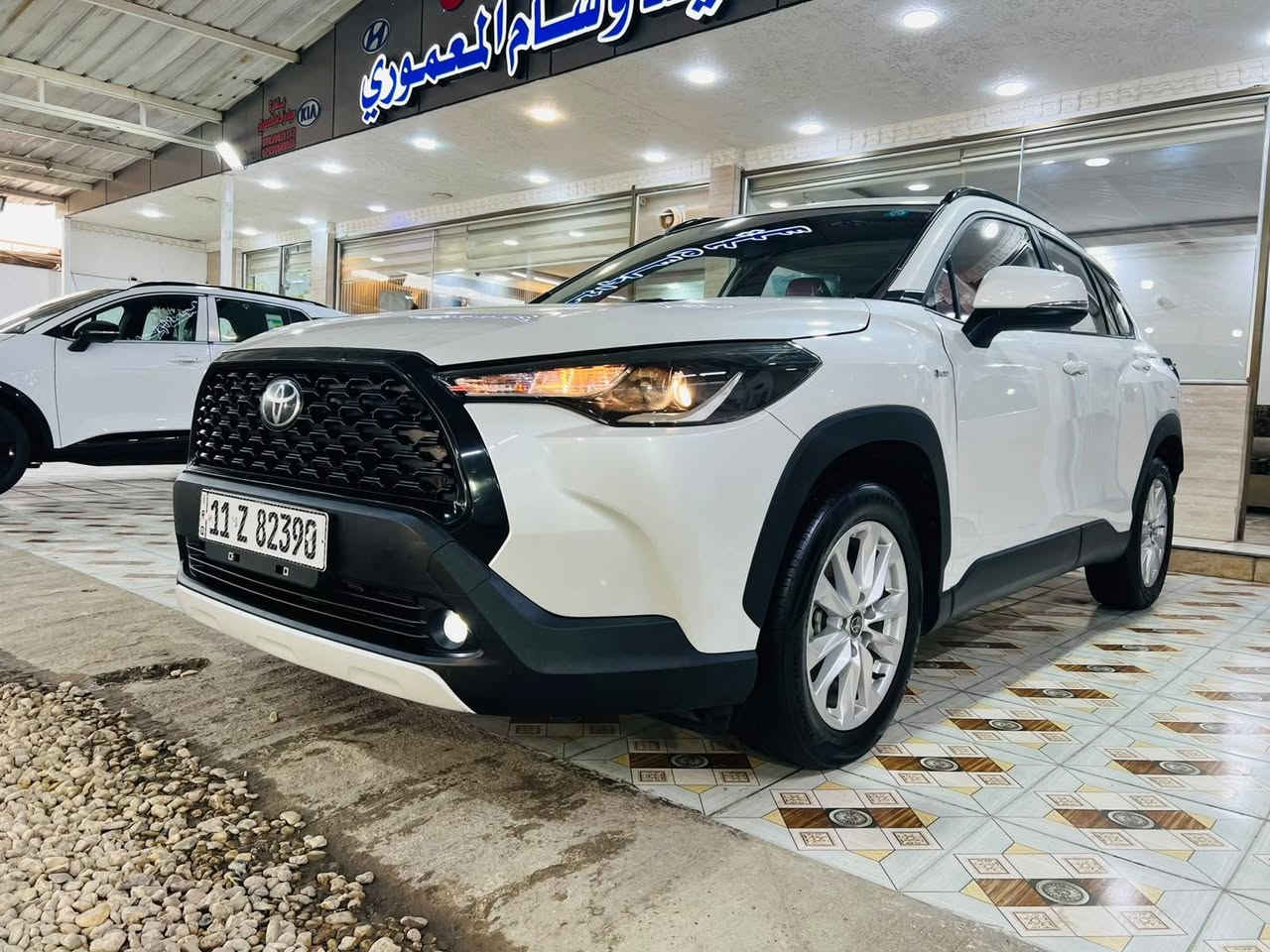كورولا كروس • هايبرد • ماشيه ٢٥٠٠٠