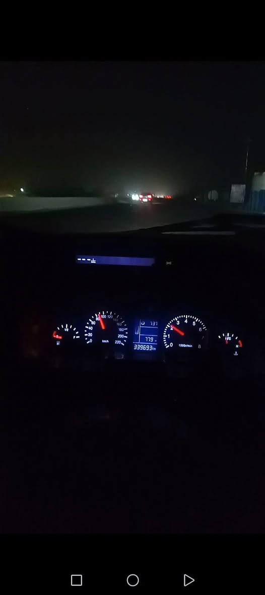 اللهم اجعل لشاريها الخير ولرائيها البركة ومن لايقدر على شرائها رزق ليشتر افضل منها  🌹 شيري فلاوين2011 كير ومحرك كورله 1600 الحديث 

رقم بغداد انكليزي باسمي هزة جديده وسنوية جديده 
السيارة كاملة مكملة مصروف عليها هواي
كير محرك خير من الله تبريد شغال ثلج 
السماعات شغاله مسجل  شاشه لمس  شغالة جديدة 
الكشر نظيف كما موضع بالصورة  السيارة نهائي 
ادامة كاملة بلكات تخم جديد + مجاول + نوزلات + باتري جديد +داينمو جديد
+قوايش جدد
+تخم تاير جديد 
+ سلف جديد  +صدر خلفي وامامي كله جديد الكيجات شغالة ( الكيلو متر - الرون - الحماوة ) 
  +تخم درايم شفتات مع طوس كله جديد
السيارة مال جناي🌱

اللي تخدمة السيارة ينورني للبيت يشوف ويقتنع ومااقصر ويا واللي متخدمة يذكرني بكلمة طيبة مثل وجها والحلال جوة مداس اصغر واحد بيكم

مكاني بغداد الحبيبيه
سعر32 ورقه وبيه مجال بسيط .✨🤍
☎*********** سنويه وهزه ورقم هسه حولته باسمي  تريد تحويل تريد وكاله عامه 🌱
