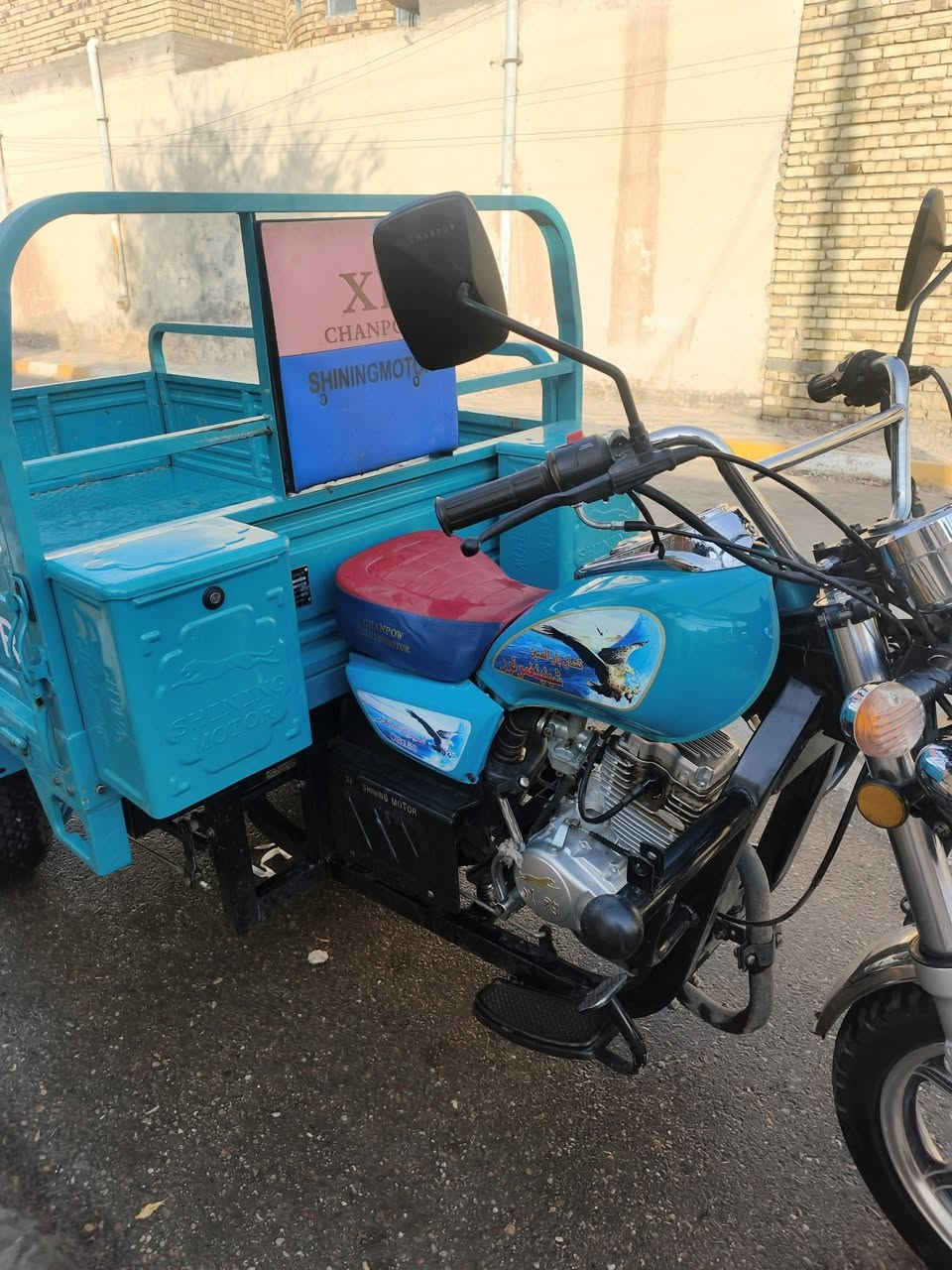 (( بسم الله الرحمن الرحيم ))
ستوتة جمرة مكفولة كفالة عامة طالعة ببداية 26 ((اوراق اصولي))  نضيفة شوفت عينك وكيلة سيد خلدون

سعر 2700 وبيها مجال حك جية
رقم الهاتف ***********

العنوان الكحلاء
