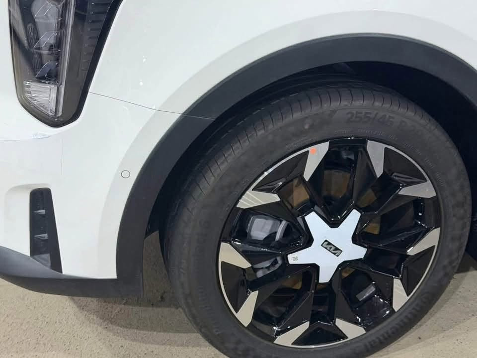 سورنتو 2025 خليجي رقم بغداد دولي
4 كاميرات شاشة داتا شاو تحكم تشغيل 
وتقديم و ترجيع ريمونت و باقي المواصفات
ماشية 7 الف Km
مكفولة كفالة عامة و السونار مرفق مع الصور 
سعر 322$ 
مكاني ديالى بعقوبة ***********
