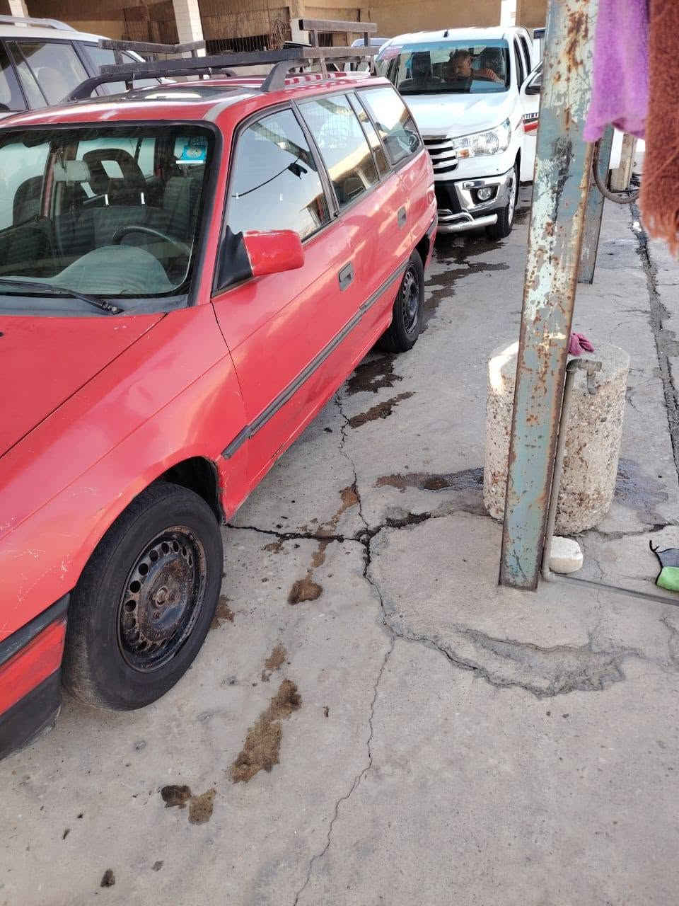 استرا ستيشن
مديل ١٩٩٣ رقم جديد هزه بعد مو صاقطه
وضع شركة بدون صبق
شرط التحويل تحويلهه بل موصل
كابون بانزين بيهه
بدون حادث بدون صبق
حته دوسات مامصلح بعد
سعر 45 ورقة وبيهه مجال
*********** كورك
*********** اسيا
