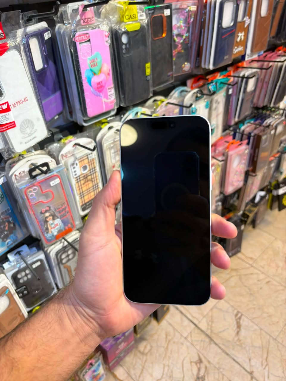 السلام عليكم
Iphone 17 pro max 256GB
نظافة ‎%‎
بطارية 100 مشحون 22 مرة
مستعمل شهر واحد فقط
مكفول من التصليح ومن أي خلل
عربي شرق أوسط ضمان ماستر
مع باكيت وكيبل أصلي
السعر مليون و800 قفل
مكاني بغداد العامرية
***********
