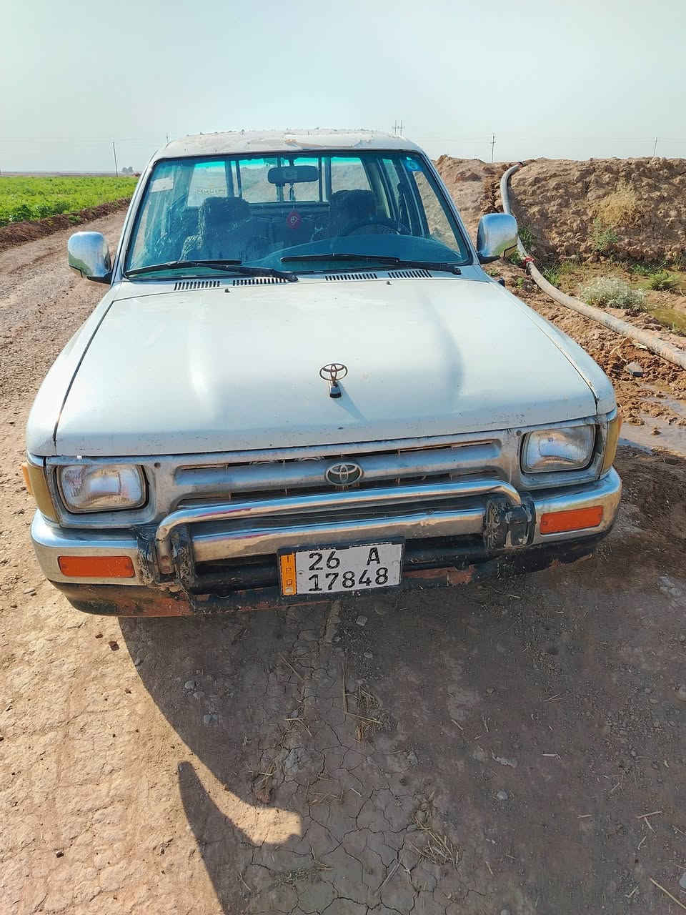 السلام عليكم بيكم تيوتا للبيع موديل 1993بلادي مابي قطره صبق نضيف داخل ازرك حار بارد تبريد بس يريد غاز شقال محرك تيوتا تخم تايرات جديد ٤ رقم صلاح الدين بسمي ال سعر 80 وبي مجال للطيبين رقم صاحبه ***********للتصال قير متواجد عل فيس
