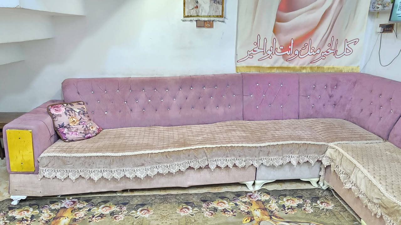 تخم ١٣ مقعد تفصال مستعمل شي قليل سعر ٢٠٠ الف بي مجال مكان بغداد تواصل ***********
