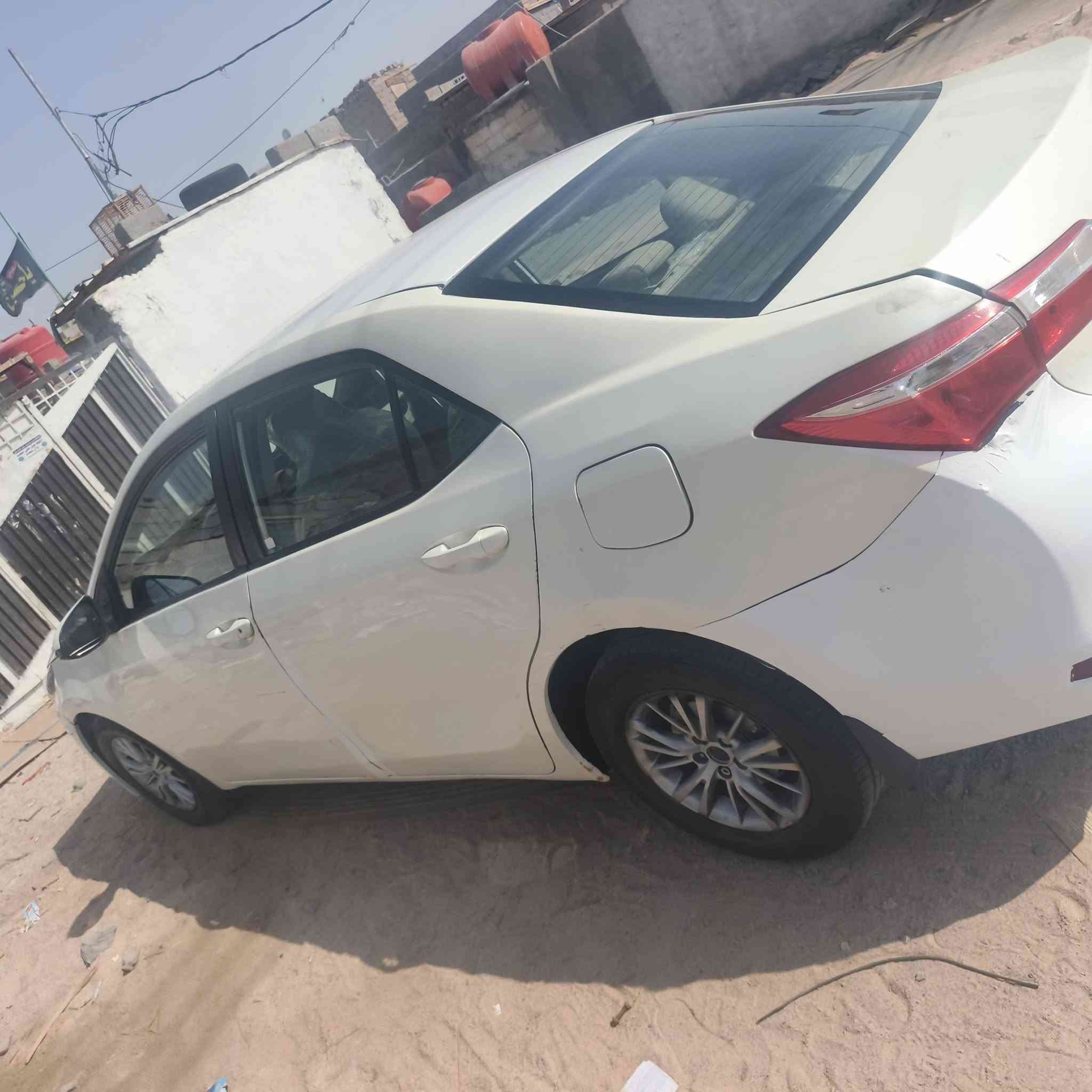 كورولا  دوات فول مواصفات عدد تنته تحكمات تبريد كامل منظومه سواء مبدلها تبريدها فول ماكينه ماكينه دوش 2000 غرفتها زيرو ادوات بها رقم سنويه اصليات اذا اكم راوس النترا اراوس بيع٥٥مكني*********** بيها كص  قماره فقط مكاني بصره
