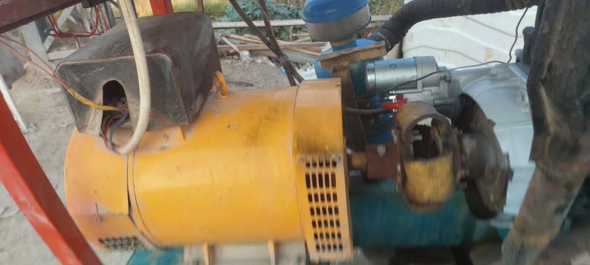 سلام عليكم لبيع مولد كيه ٣٠ كيفي سعر١٤ وبي مجال ***********
