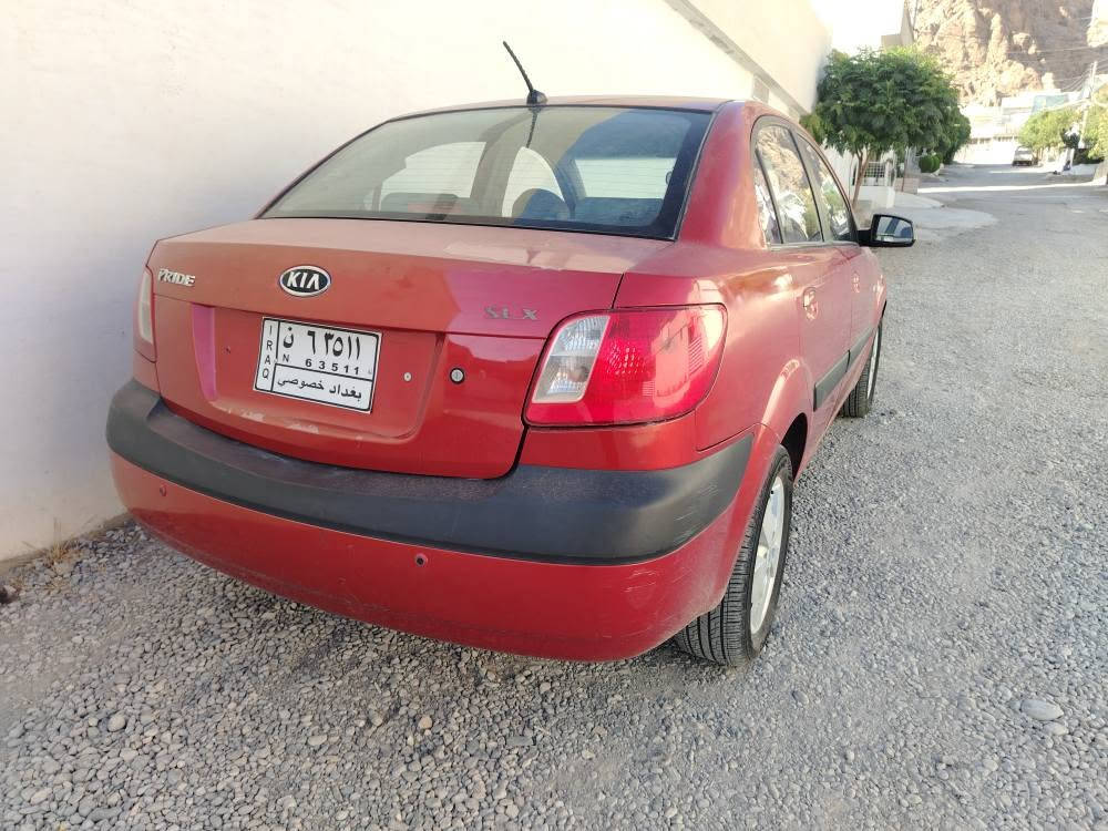بەناوی خودای بەخشندەی میهرەبان
کیا ڕیۆ بۆ فرۆشتن 
بڕاوەی دوبەی  کۆدی بۆ کراوە
مۆدیل 2009 نموونە لەخاوێنی 
گێڕ ئۆتۆماتیک و کوشن هیتەر و کوشن جڵد 
خایس و ڕزیوی قەترە پێوە نیە
پێش و پشتی کەپسە و هیچ لێدرانی نیە
  برێک  و تەبرید  و توندوتۆڵی بەشەرت 
سەیارەکە تابڵێی توندو تۆڵە و مەسرەف کراوە 
بەنزین زۆر کەم دەخوات
گێڕو مەکینەی بەشەرتە
هەیکەلی زۆر جوانەو لوسە و سەقفی بێ بۆیاغ
چوار تایەو ویلی لۆکی لەژێرە
کۆدی بۆ کراوە 
سعری زۆر گونجاوەو ماڵی دۆستە بەس سایەقی دەوێت
سعری 38  و معامەلەیە
 شوێن ڕانیە ..
ژ.م. *********** وە ***********
ئاسیا  واتس ئەپی لەسەر 
مەسجیش کراوەیە.. رانية, السليمانية
