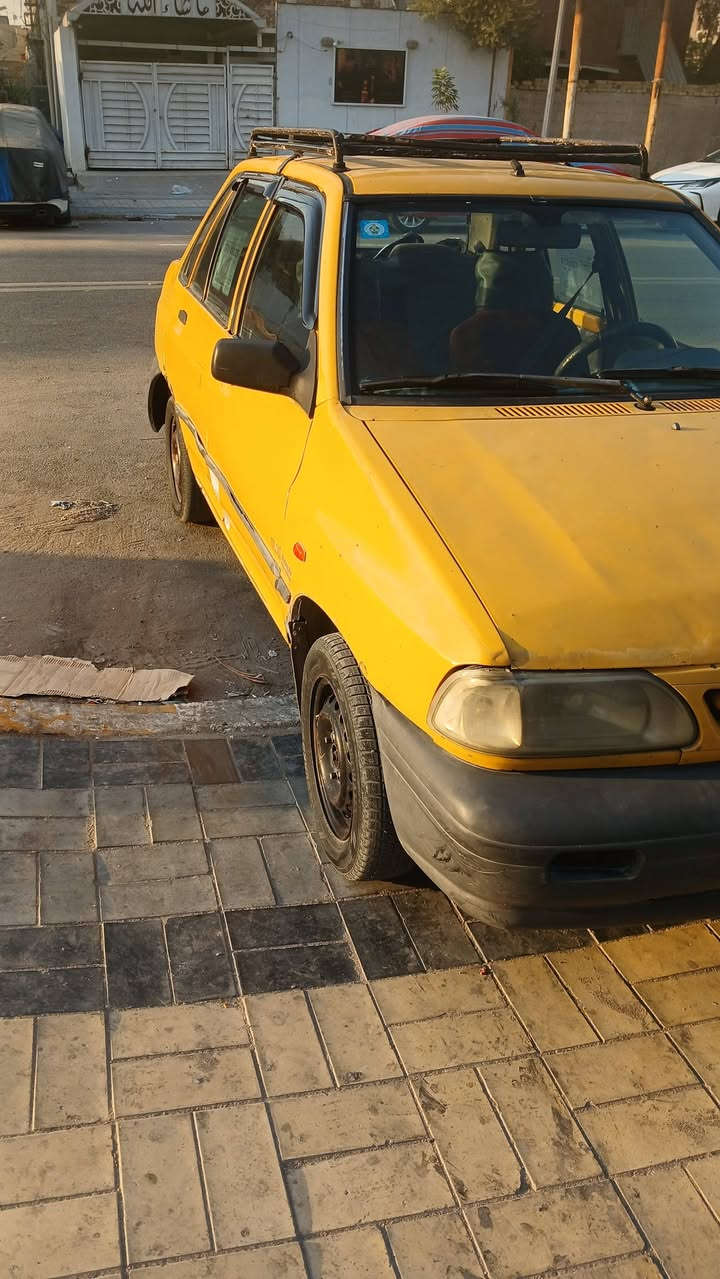 سايبة للبيع  محرك وظفيرةوكليج جديد وباتري ومريحة وراديتر جديد مصفرة هيئة وغرامات سنوية٢٠٣٠ رقم بغداد جديد السعر٢١ وبيها مجال الاتصال ***********
