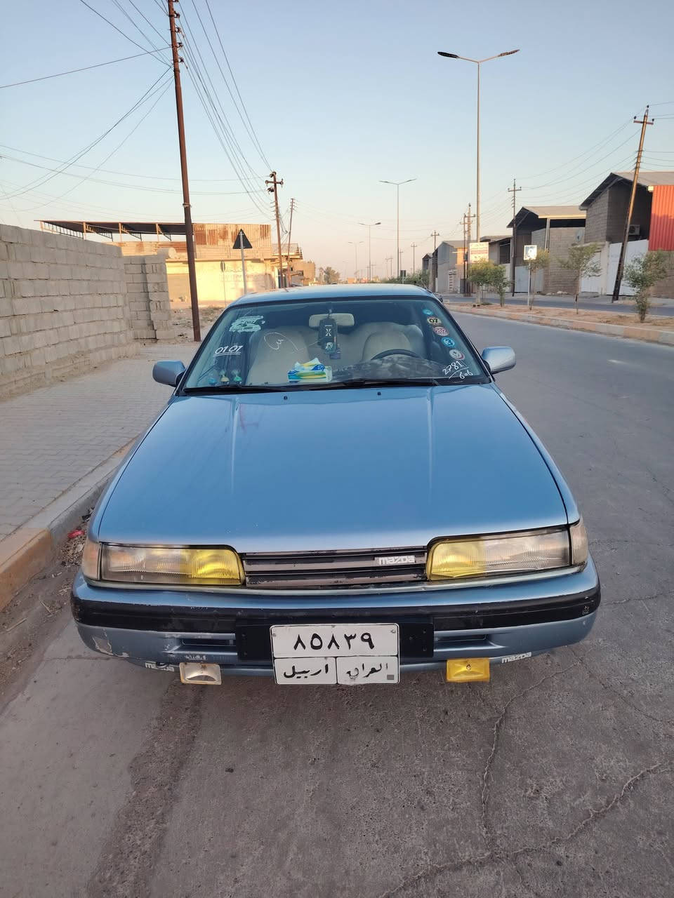 السلام عليكم 
مازدا موديل 90
 8بخ رقم اربيل سنويه منتهيه صارلها 4اشهر شرط التحويل كير مكينه شرط كهربائيات كلها شغاله صدر نص عمر 
 السعر 40وبيها مجال ومراوس حسب القناعه 
***********
