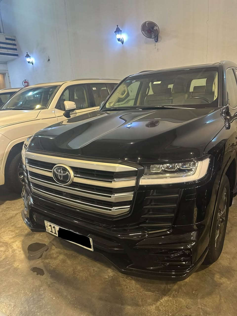 للبيع لاندكروز موديل 2024 VX لمتد بريم مكفولة كفالة عامة ماشية 25 الف داخل بيجي
كشنات حار بارد
كشن ذاكرة
شاشات خلفية
اربع كامرات
رادار امامي و خلفي و جوانب
باقي المواصفات VX معروفة
للاستفسار ***********
السعر 735 
يرهم نقد و تسديد شهري
