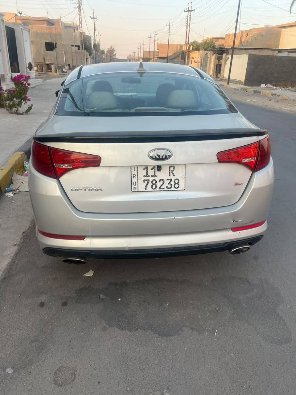 كيا اوبتيما مديل 13
رقم بغداد 

محرك 2400 

سونرها موجود بلمنشور 

مكاني صلاح الدين قضاء بلد 

السعر 95 وبيها مجال
***********
