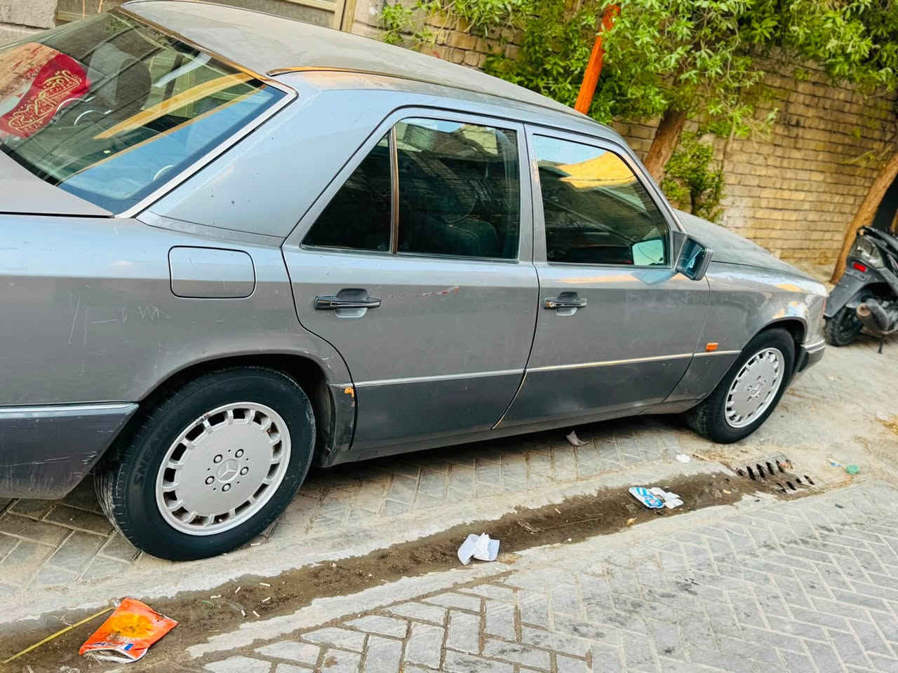 سلام عليكم
مارسدس دب 

موديل 91

سياره بلاديه ما ناقصه شي 

مكينه عنكبوت 

سياره جاهزه جيب فيتر وفحص 

مكان بغداد ام الكبر والغزلان 

سعره 72 وبيه مجال

***********
