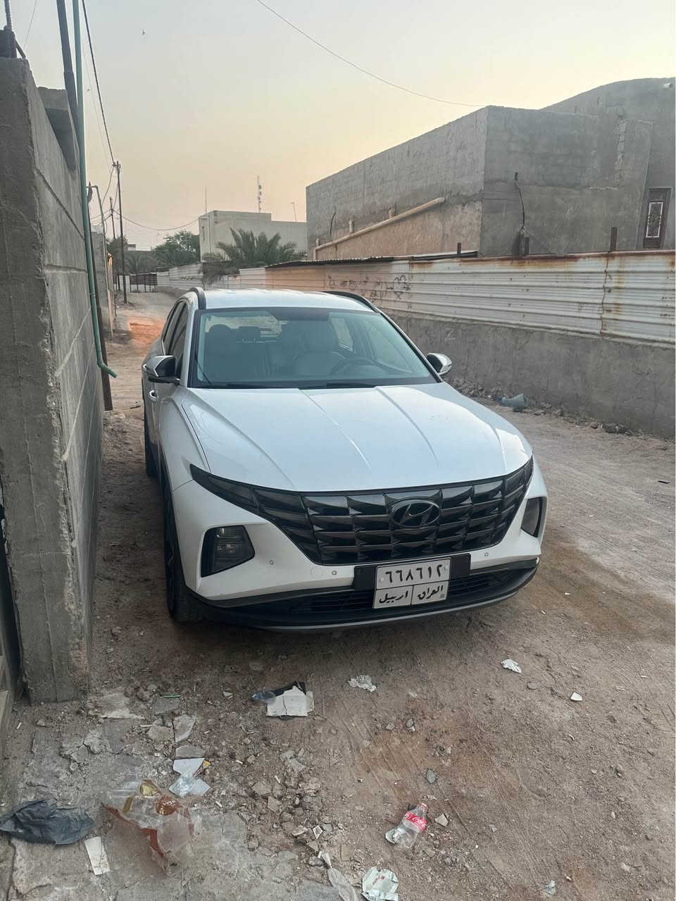 توسان موديل 2021 سنويه منتهيه بيها باردين وتلث رصعات السعر 170 للاستفسار على الرقم *********** البصرة, العراق

