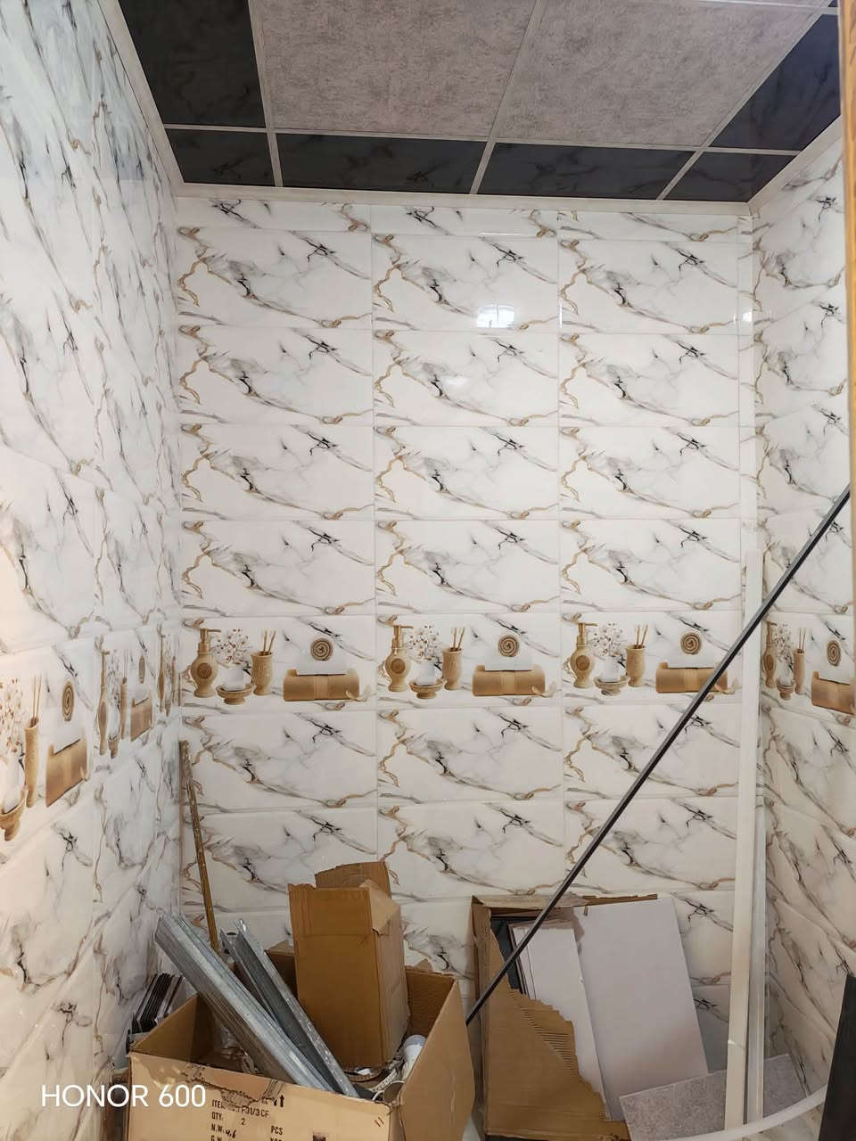 سلام عليكم 
بيت 🏠 زيرو للبيع في حي سماح 24 قرب بانزيخانه المشاعل 
 سند طابو الزهور شرط التحويل 
بناء 🚧 فول حديث 2026 
مساحه البيت 🏡 100 متر واجها 5 متر 
يحتوي البيت 🏡 ع استقبال وهول وغرفه نوم 🛌 ومطبخ وصحيات ومناور وكراج سياره 
وبيتونه 
يحتوي البيت 🏠 ع
نظام سبالت 
نظام كاميرات 
نظام غسالات 
نظام دشات
للاستفسار عن سعر البيت 🏠 الاتصال ع الارقام 
***********
***********
***********
