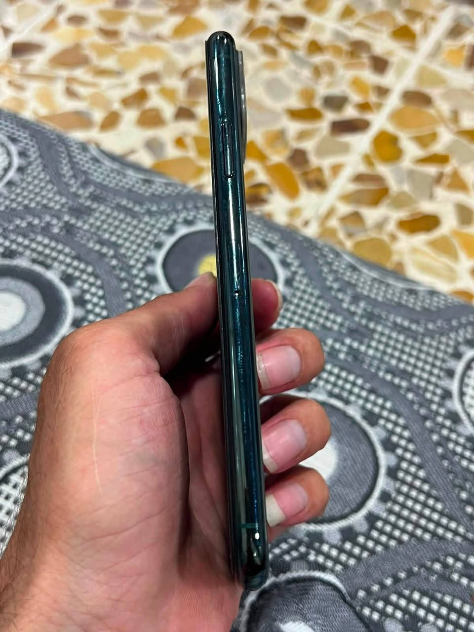 إسلام و عليكم إيفون 11برو ماكس مبدل بطاريه فقط كلو شرط نورمان ذاكره 256السعر 350/(***********
