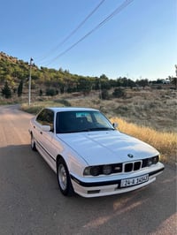 بي ام 525i • ١٩٩٠ • گير عادي