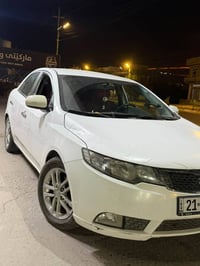 ڕەننگی سپی فەحسی سەیارەکەم داناوە بۆیاخ   دوای فەحسیش ڕەسمی تۆزێک کارت...