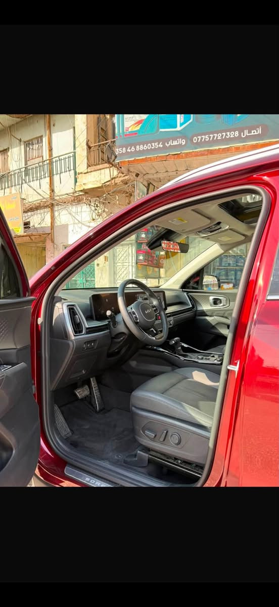 سلام عليكم 
KIA SORENTO SX 2024
محرك 4 سلندر 2500 TURBO
ماشيه 20 الف ميل 
حادث السياره بل منشور (باب +جاملغ ) بدون ايرباك السياره  
(بانوراما. ويل 20.بصمه تشغيل عن بعد .
4 كامرات اماميه وخلفيه وجانبيه .شاشه متصله . عدد المقاعد 7. مقعدين كهرباء .حساس امامي خلفي.مري شفط .صندوق كهرباء .نظام ترحيب .
سايد بريد دكمه.قياده ذاتيه .انظمه قياده سبورت.سمارت .نورمال.كشنات جلد .فول رادارات اماميه خلفيه وجانبيه )
مكان السياره بغداد 
***********
