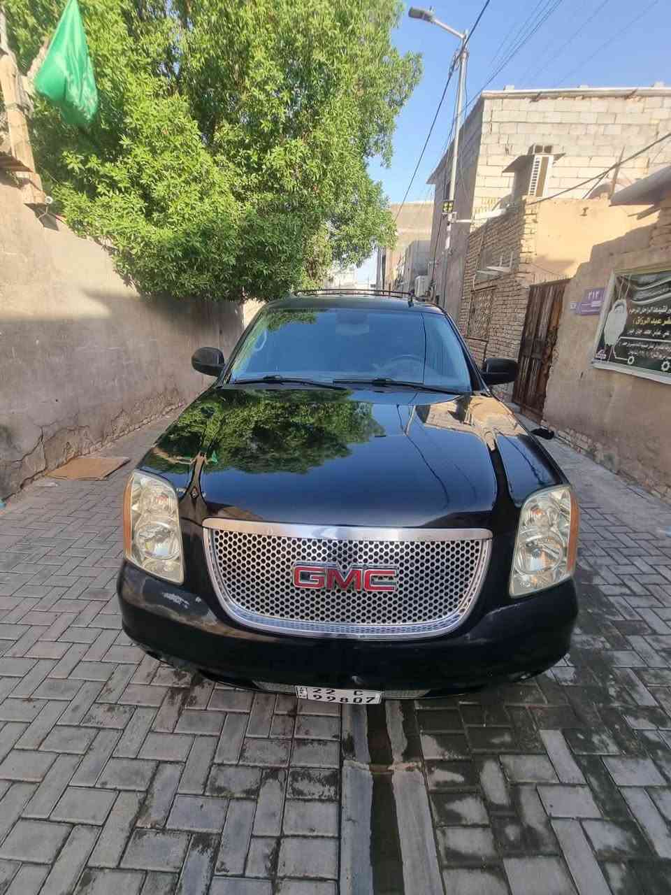 سلام عليكم 
ادوات ادوات ادوات سياره جمسي للبيع موديل 12 سياره حلوه وجاهزه ونضيفه بل واقح احله من الصوره بيه كصه قماره بس والباقي كفاله محرك 3500 مكان بصره حيانيه الرقم ***********
