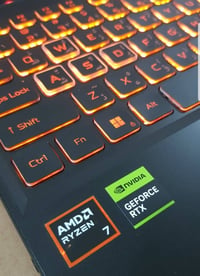 ايسر نيترو V16 AI • رايزن ٧ جيل ١٥ • RTX 5050 ٨جي