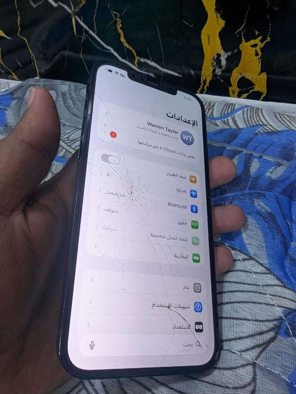عدي 12 برو ماكس مكسور ضهر وحساس برغي ما مفتوح بيه شرق اوسط عربي الاصلي
سعره 425

***********
