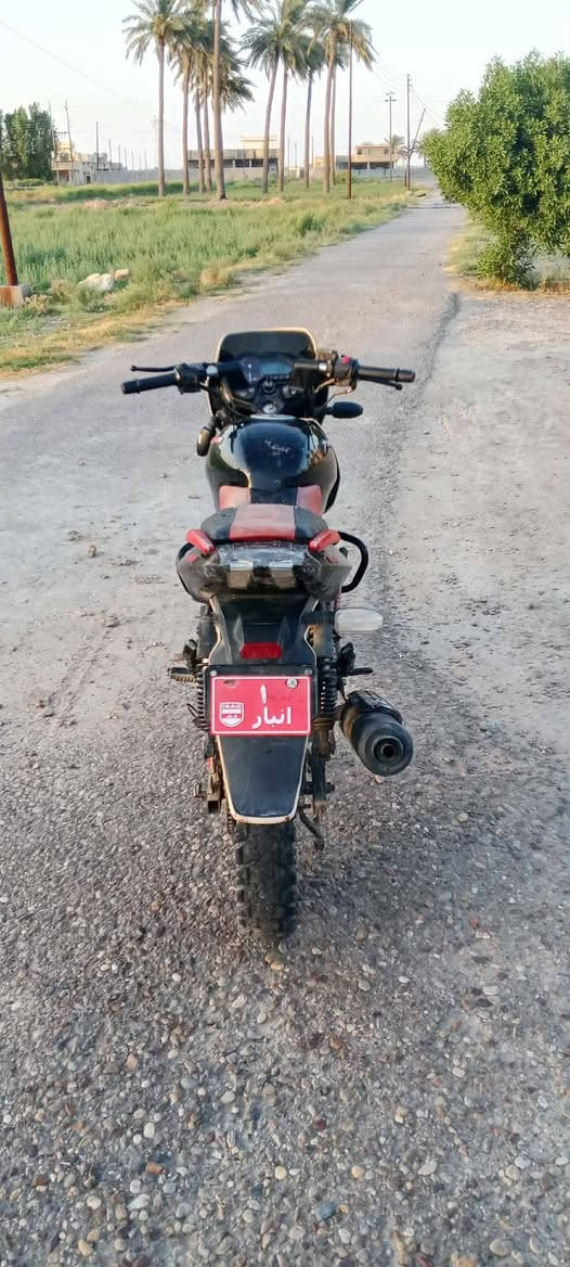 بولسر موديل22وراق 7صليات محرك بي خيط تبخير لدراجه وكفت لبارحه كلجاتها محرك شقال تجي تشقله وتشوفه بس كلجاتها وكفت باتري كاعد  مكلوبه كلبه خفيفه طعجه بل تانكي  خفيفه ودبل شاير مال صفاحيه مال تانكي صفحه وحده بيع كوم حديد سعر550 مكاني طراف لشعله براهيم بن علي***********

