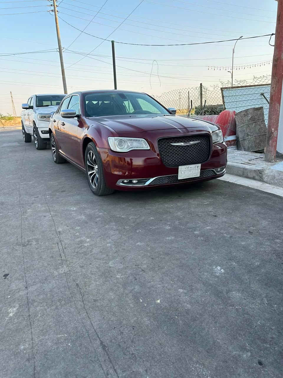 سلام عليكم اوباما لون كرزي ميكنه 3600 مديل 2015 اصل كفاله تغرير تعمل ماشيه 120 ميل ويل 18 تخم تاير تبريد ثلج حداده لوك لايت زنون جاهزه من كلشي رقم بصره بسم كرايبي سنويه 28 بيع فقط السعر 174 وبيه مجال بسيط مكاني بصره قضاء الصادق بني منصور للسفسار ***********/***********
