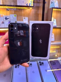 ايفون 11 ١٢٨ • اسود • بطاريه ٨٧٪