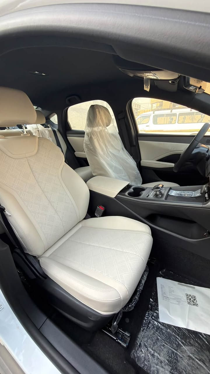سلام عليكم
يتوفر الان BYD qin plus 2025 زيرو 0 غير مستعمل
بي واي دي جن بلاص 2025 زيرو الي تمشي 2100 كيلو  بالتفويلة 

داخل لون ابيض المميز

معه كامل ملحقات سيارة :
من شاحنة اصلية كارت فوم و منفاخ اطارات 

انسب الاسعار 
بغداد السيدية | للاستفسار : ***********
