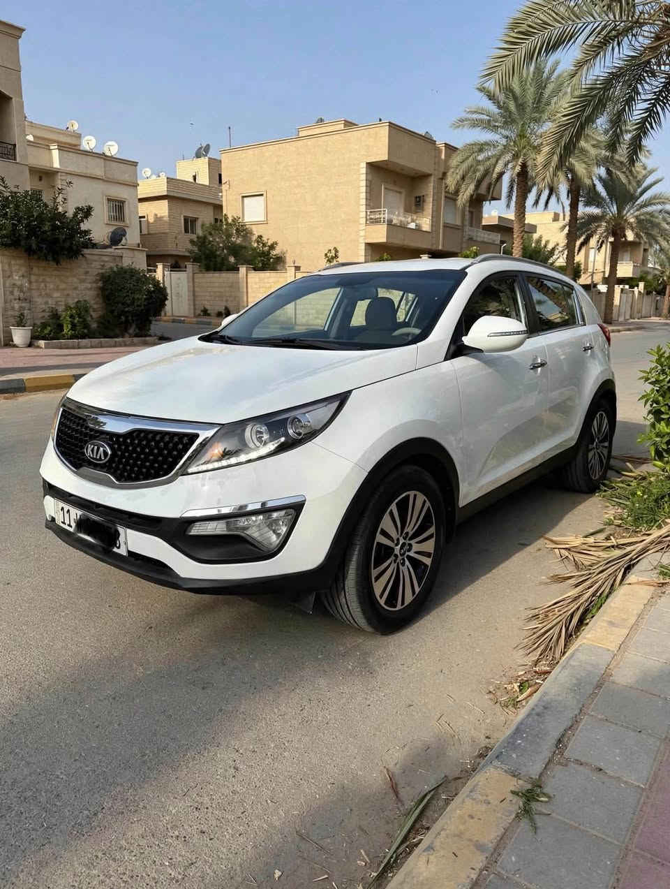 السلام عليكم سبورتج 2015  كوري. محرك الفين ماشيه  98 الف بارد بسيط  بدون صبغ  بيه بارد  فقط السعر 137  بيهه مجال  رقم جديد وهزه جديده
مكاني بغداد السيدية
***********
