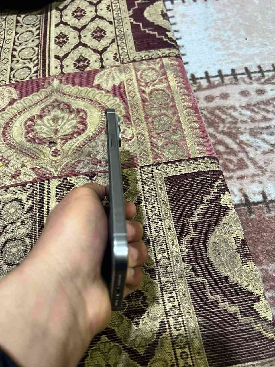 السلام عليكم ايفون ١٥ برو ماكس شرق اسط مامفتوح مكفول من كلشي بطاريته ٨٩ للبيع الشراي يجي خاص وبي خير ويدلل السعر خاص المكان نجف ***********
