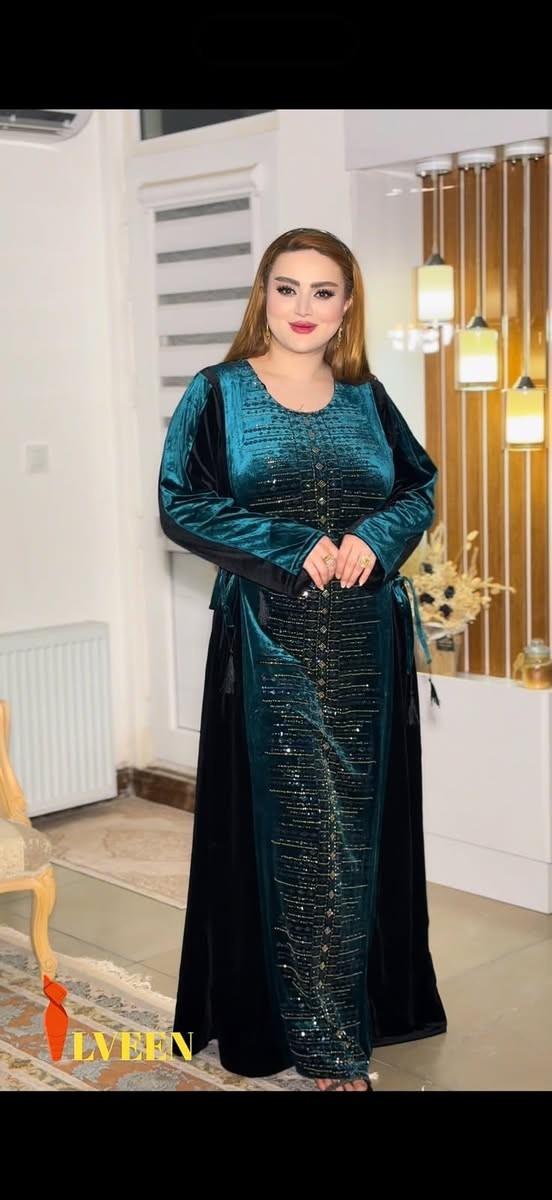 ✨ أهلاً بكِ في عآلم آلرقي وآلآنآقهہ  تسوّقي بكل ثقة” ✨

👗 القياسات:
من وزن 45 إلى 110 كيلو
L — XL — XXL
💎 نوع القماش:
قديفة مخمل الماس الأصلي ✨
خامة فخمة وناعمة ومناسبة للشتاء 

                                              لتفاصيل والطلب: دايركت 🛍️ ***********

 #اكسبلورر #ملابس_نسائية #دشاديش_عراقية #العراق🇮🇶 #م

نص مكتوب في الصور:
- LVEEN