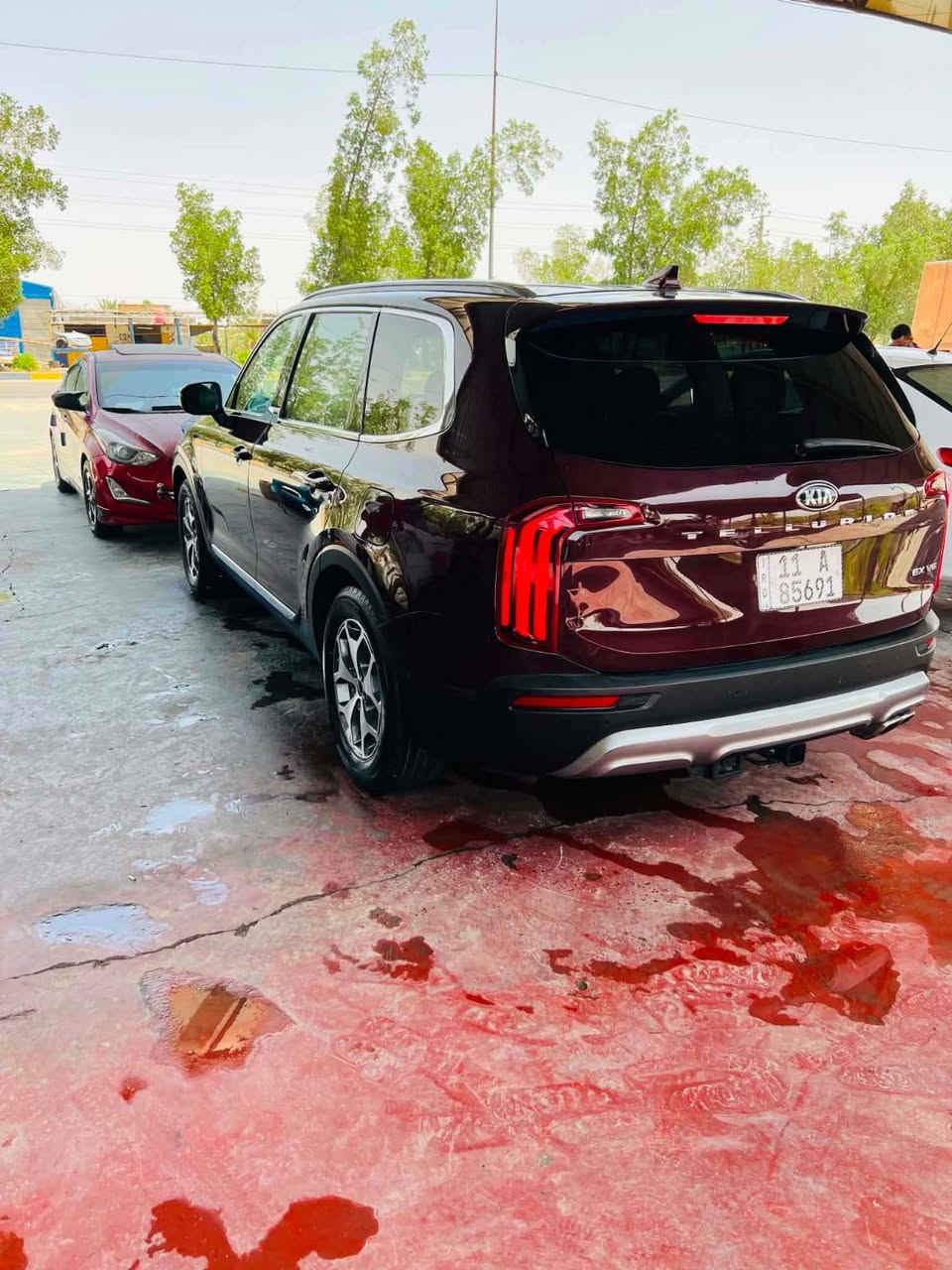 سلام عليكم تيلورايد ٢١البيع بسمي حادث مال مريكه مرفوق بيها حادث بلعراق باب سائق سيارة في موجوده بابل بيها صبغات خفيفه السعر 210وبيها مجال ***********///***********
