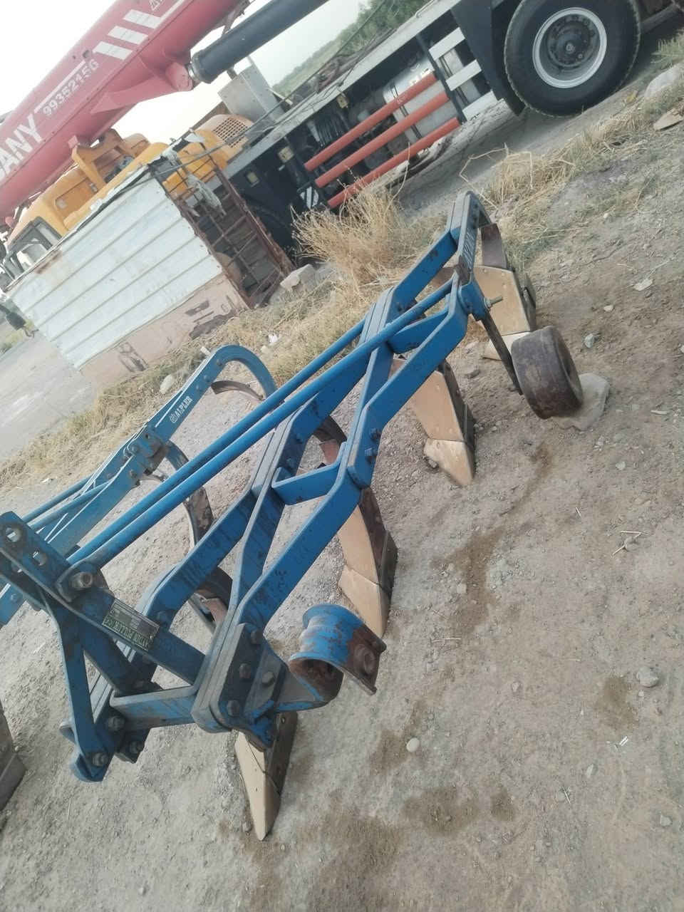 سلام عليكم 
 للبيع فدان تركي حجم  11 رباعي 
فدان جاهز للعمل 
العنوان واسط النعمانيه 
***********
***********
