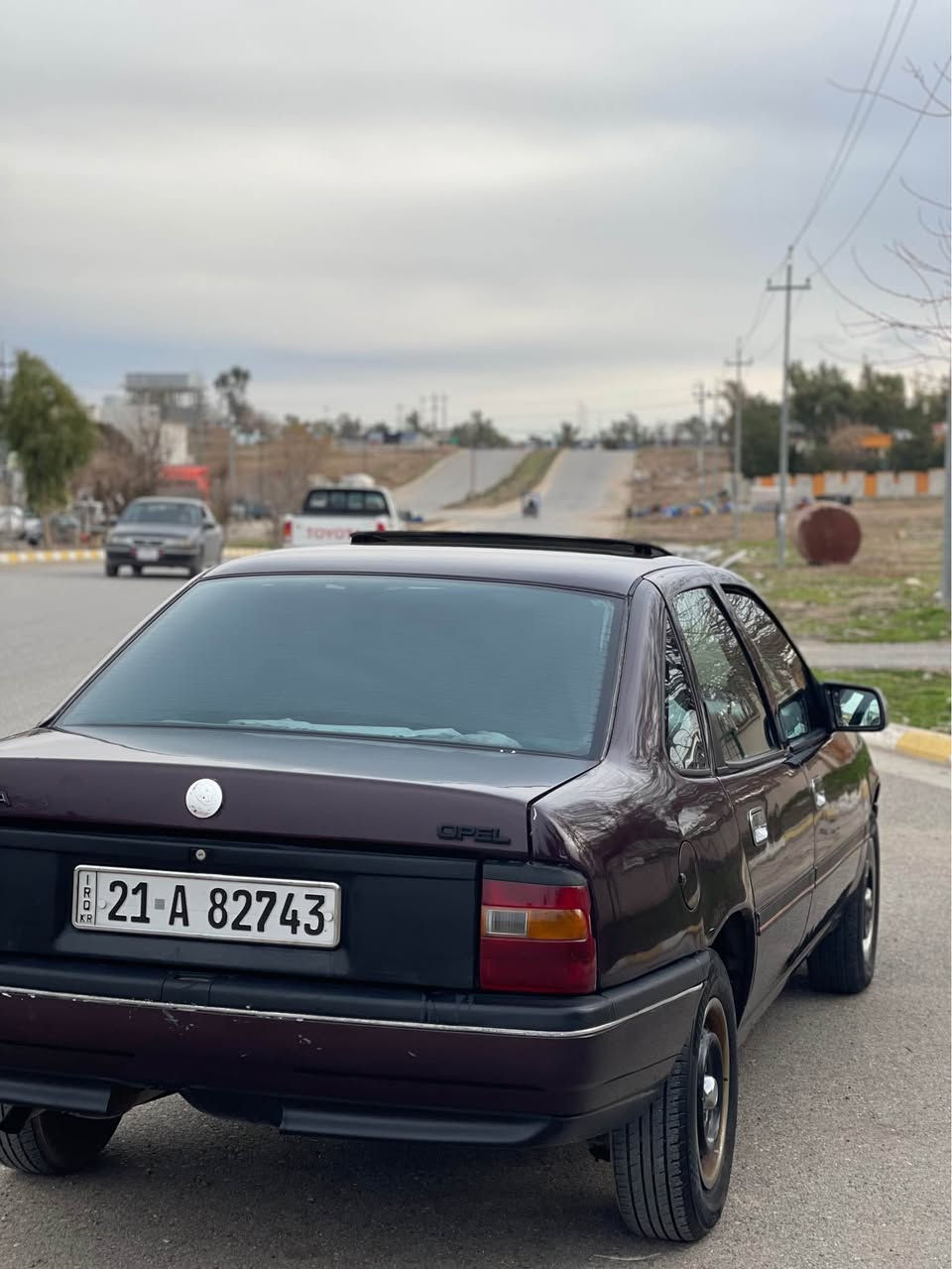 اوبل فكترا للبيع موديل 1992
1_ محرك 20
2_ گیر عادي 
3_ بطاقة بانزين بي 
4_سنوية جديدة 
5_ كهربائيات سيارة كله شغال
6_ سيارة رقم سليمانيه 21 رقم جديد 
7_صدر جديد
8سعر 42
سيارة جاهزة بدون مصروف 
رقم تلفون : *********** كركوك, العراق
