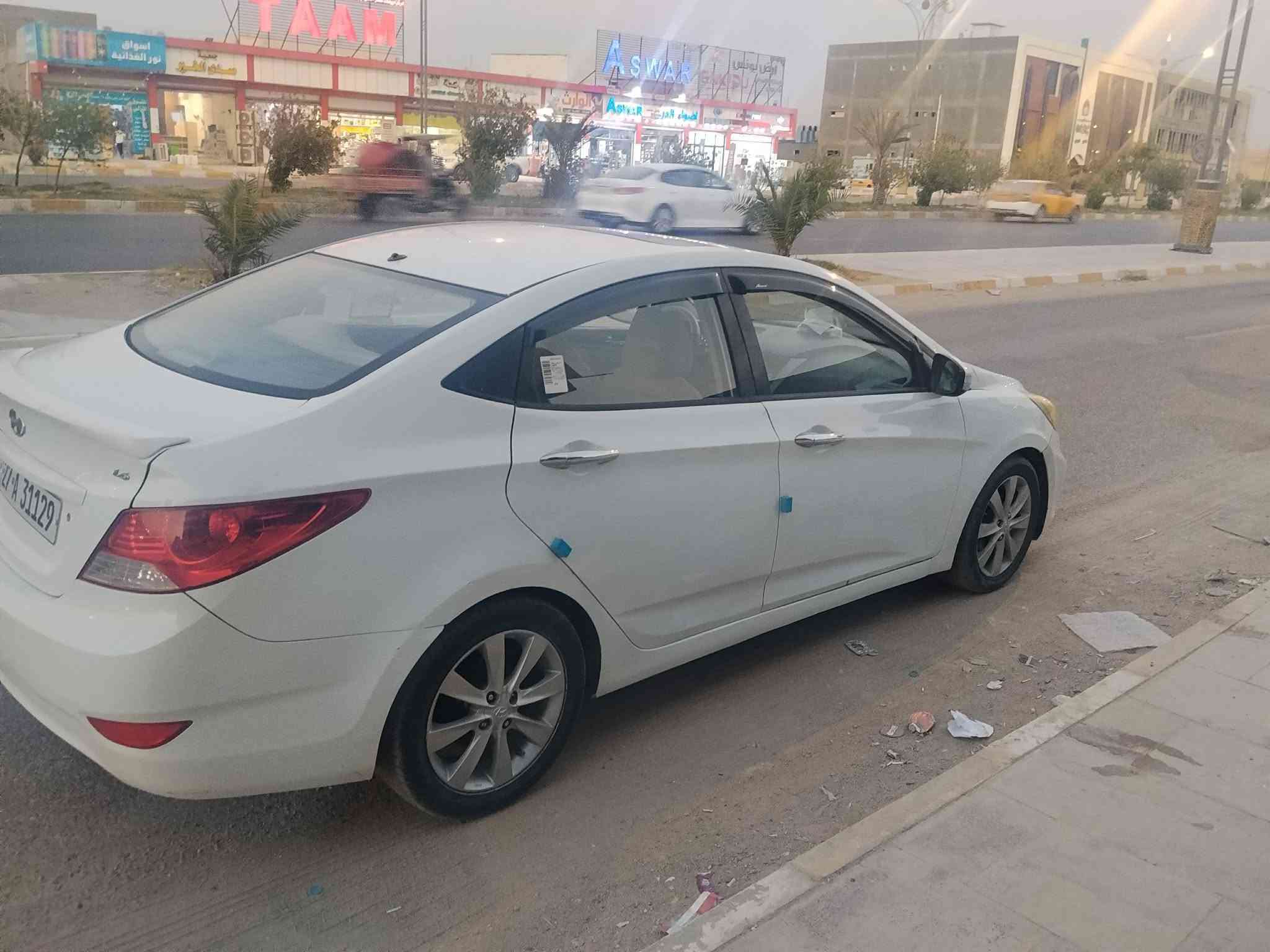 اكسنت للبيع موديل 2014 مكينه كير  حداديه فول  تاير جديد  سياره جاهزه تبريد ثلج كهربائيات كلا شغالة من الطول لأطول السعر 80مكاني ناصريه مركز رقمي ‏‪***********‬‏
