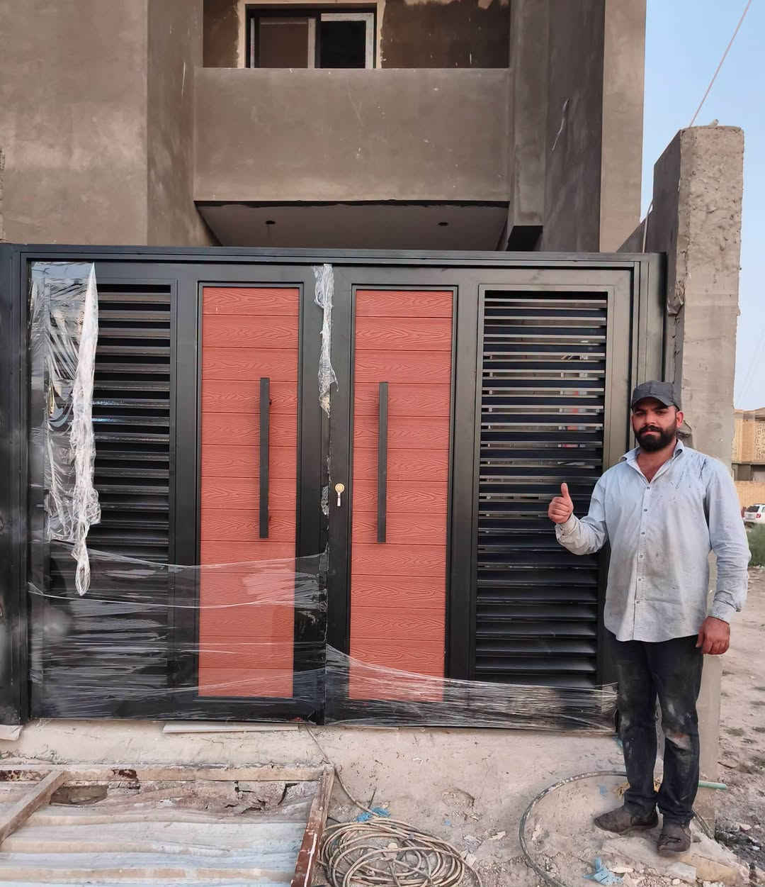 ابواب حديد • شبابيك • مظلات