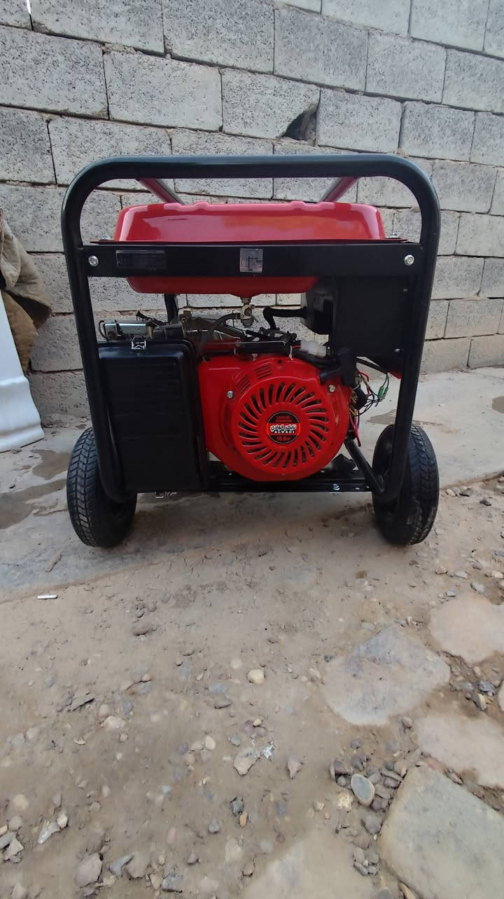 سلام عليكم مولدة 5KV تايكر الوادي جديد مشتغل شهر تواصل ‏‪***********‬‏
