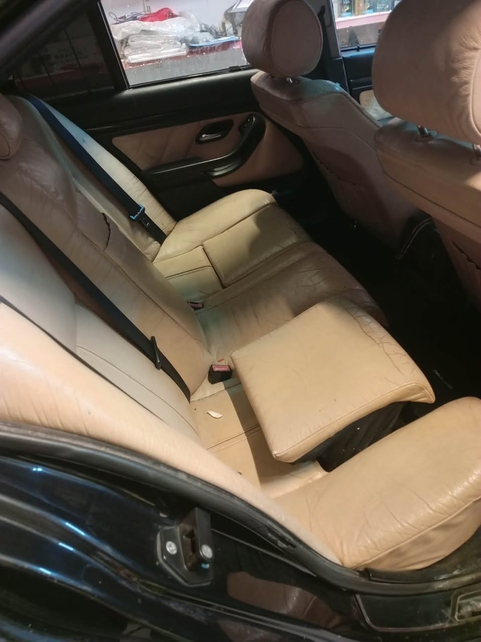 بیئێم W
2000مەنەفێست ئەصڵی بەشەرت 528دەبل دیجیتاڵ ۲پارچا سبوخ
 بێ لێدران گێڕ مەکینه تەبرید کارەبایی بەشەرت قەپات قەپات مواسەفەت 
سەیارەکا لۆکا هەموقەلبی بیلادا
 هیچی نەگۆڕاواهەمو قەلبی بەشەرتا دەحامی لۆدەحامی سەحر ٥٨ مەجالێکی کەم ***********
