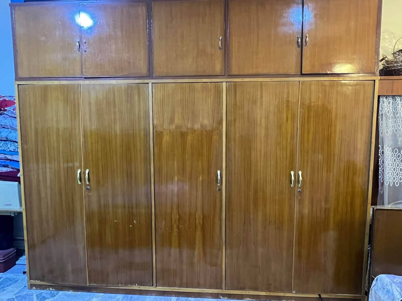 سلام عليكم غرفه نوم للبيع
مكان بغداد حي جهاد 

تواصل ***********
