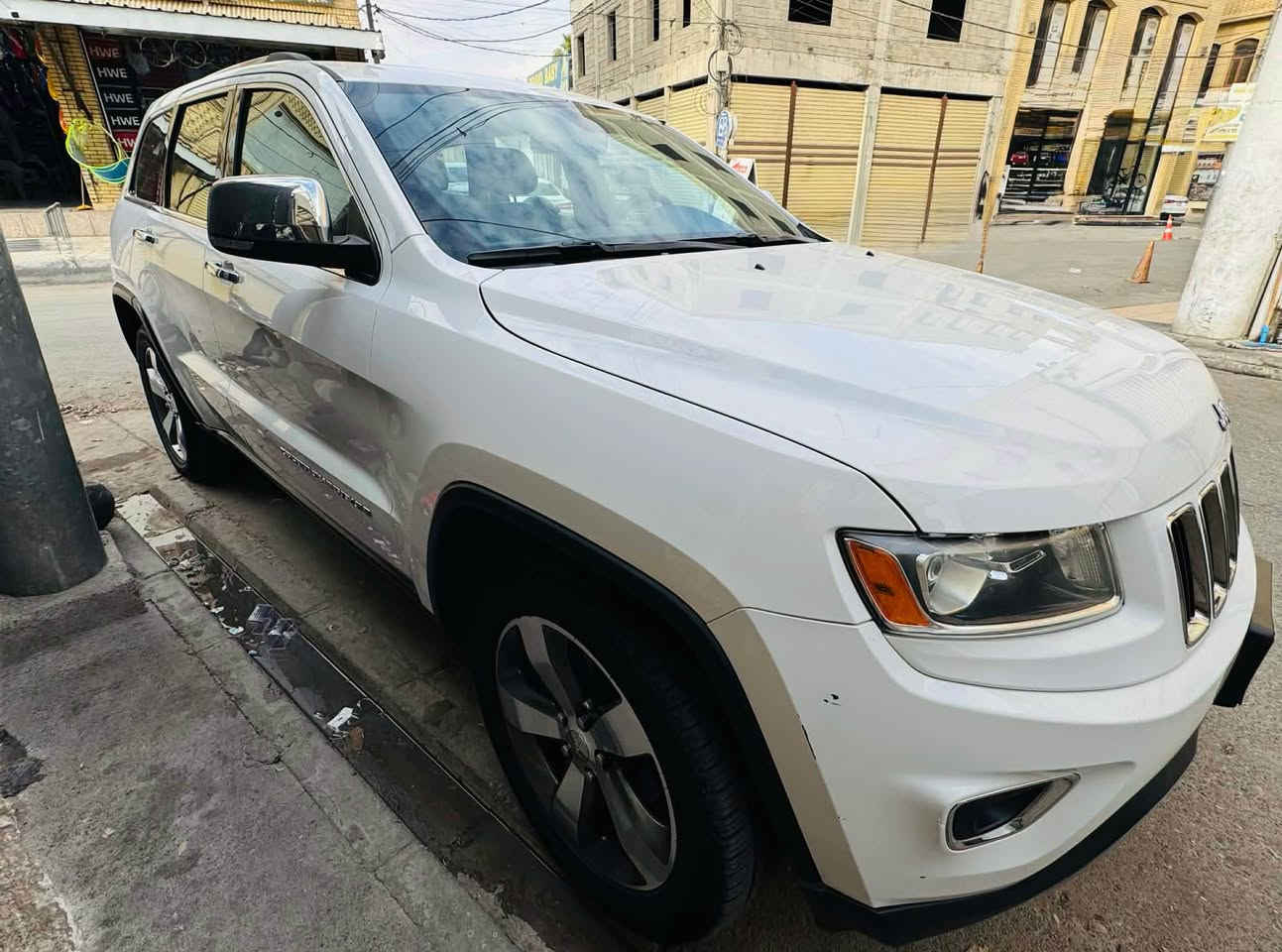 Jeep grand cherooke 2015 limited 

Phone/*********** أربيل, العراق
