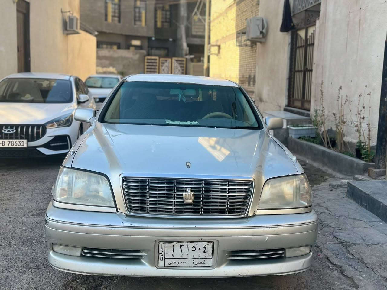 السلام عليكم
بيع مستعجل ملكه اربع دكم سنويه لل 2027 تنتهي كهربيات كله شغاله تبريد شغال مكينه كير  خير من الله سياره برده خلفيه ثلاجه كله شغاله شاشه ايباد 
 سعر 85 وبيه مجال سياره كصه قماره 
بقيه التفاصيل اتصل ع رقم ***********
