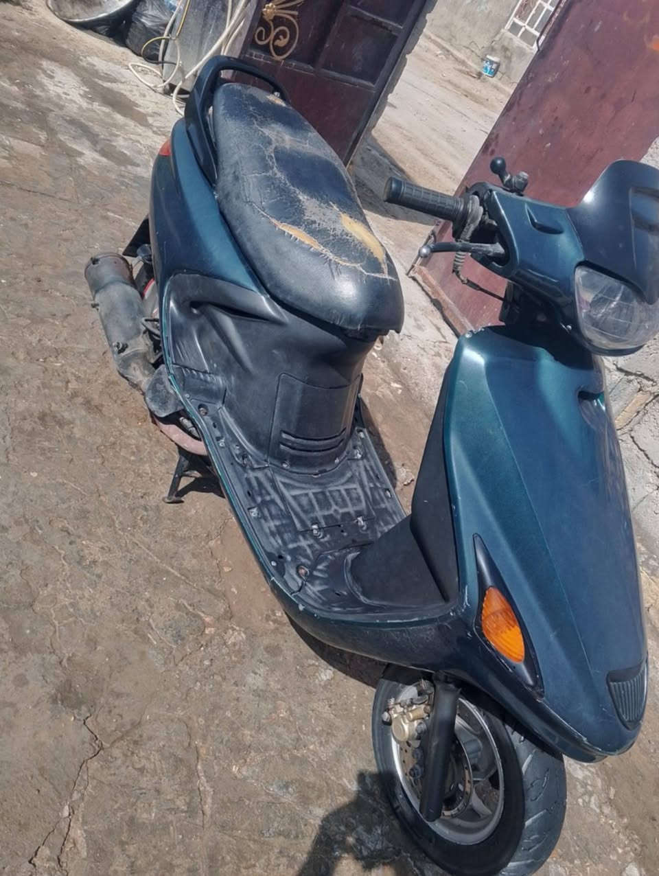 @إشارة فراشه فحل للبيع مفتوحه مره وحده مكينه خرسه الدراجه شلعه فول برغي ما عايزه لايت زنون اشاير سلف كله شغال 
@السعر 400 وبيه مجال قليل مكاني نجف ابوصخير متواجد واتساب فقط ***********
