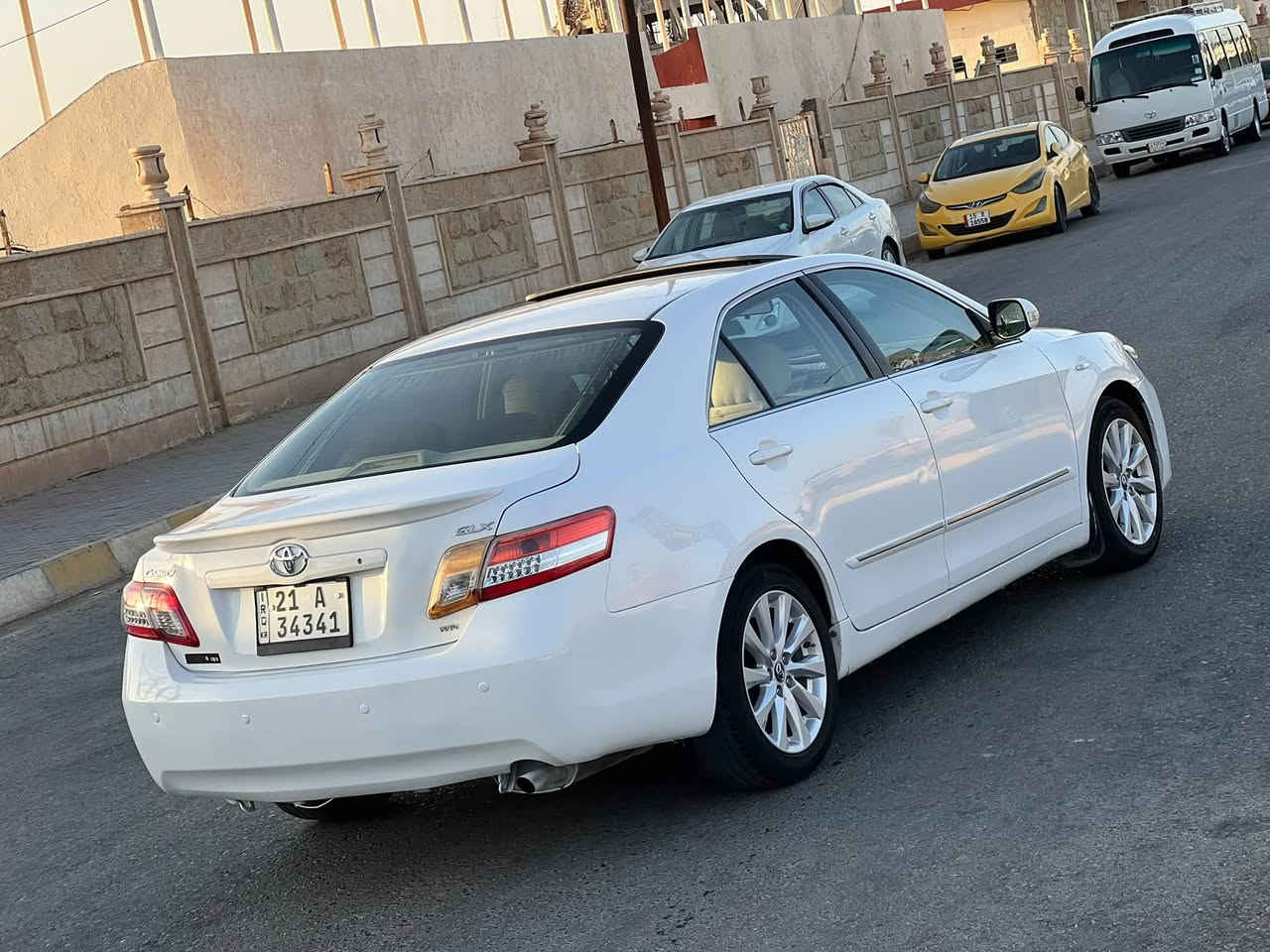 الــسلام عــليكم
للبيع كامري 2009 GlX خليجي 
محرك 2400//4 سلندر مامفتوح شرط كير شرط
رقم سلمانيه دولي الجديد شبه مميز سنويه 31//هزه27
شرط التحويل والغرمات 
السياره مكفوله من الصبغ عده جاملغ خلفي صبغ رش فقط بدون دواخل شرط الفحص والسونار 
فول موصفات 
سلاية روف
برده خلفيه 
كشن كهرباء
تحكم مقود 
اشاير مري 
محدثه 11 
ويل كب فراشه 
مثبت سرعه
حساسات خلفي وامامي 
رادار 
تبريد ثلج-تايرات جدد صدر جديد 
السعر (104)
المكان تكريت مركز المدينه 
(اعتذر عن الاقساط والوعده )
هـ***********
