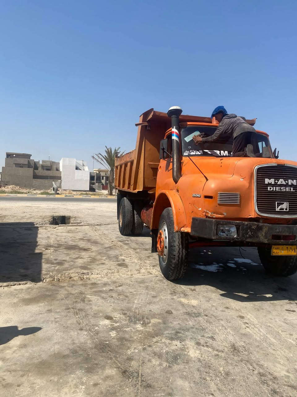 مان البيع موديل 82 رقم بغداد  اتصل على رقم   ***********
