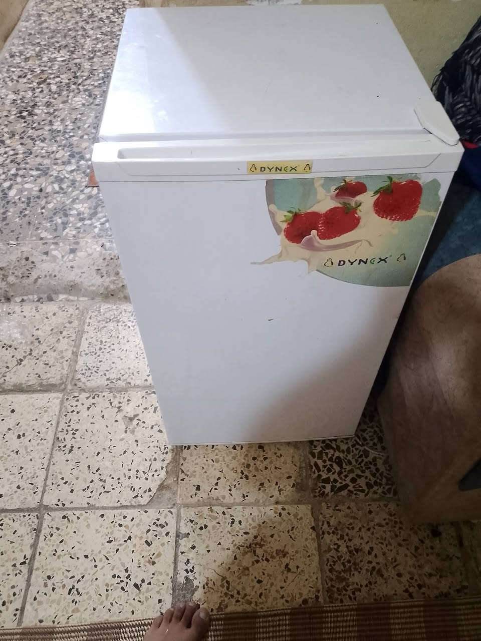سلام عليكم ثلاجه 6قدم فول تجميد لا مصلحه ولا مفتوحه رايدها ب75 وبيها مجال قليل مكاني حي البتول ويوجد توصيل داخل الرصافه فقط ‏‪***********‬‏

