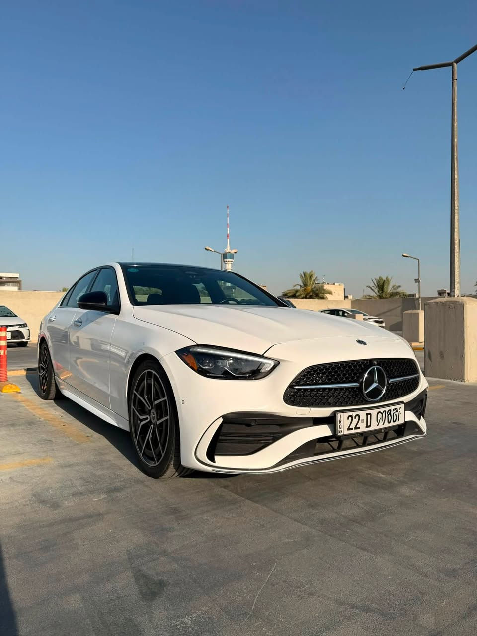 🇺🇸Mercedes-Benz C300 Night Edition 2022 🇩🇪

✨ وارد أمريكي
✨ حزمة Night Edition مع إضافات AMG اصل شركة 

🔹 محرك 2.0 لتر تيربو + نظام EQ Boost
🔹 قوة 255 حصان
🔹 كير أوتوماتيك 9 سرعات 9G-TRONIC
🔹 باكج AMG الخارجي والداخلي
🔹 سقف بانوراما
🔹 تشغيل وبصمة دخول ذكي
🔹 شاشة وسطية كبيرة + عدادات ديجيتال كاملة
🔹 كاميرات 360 درجة (5 ستار)
🔹 رادار أمامي ومثبت سرعة ذكي
🔹 نظام الحفاظ على المسار
🔹 نظام مراقبة النقطة العمياء
🔹 حساسات أمامية وخلفية وجانبية
🔹 إنارة LED ذكية
🔹 مقاعد جلد فاخرة تدفئة تبريد ومساج مع ذاكرة 
🔹 مرايا كهربائية قابلة للطي
🔹 ويل AMG رياضية
🔹 إضاءة داخلية Ambient Light متعددة الألوان

وبعد بيها هوايه مواصفات فول الفول تو ويل المرغوب سيارة تجمع بين الفخامة والأداء الرياضي والتقنيات الحديثة ضرر خفيف جداً ناشر الصور ورقم الشاصي  ماشيه 27 الف ميل

📞 للاستفسار والتفاصيل أكثر يرجى التواصل على ***********
