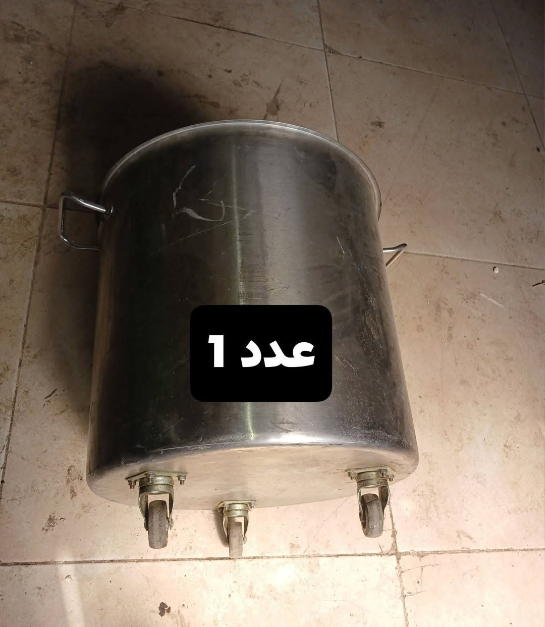 للبيع مكانه بغداد التواصل واتساب ***********

نص مكتوب في الصور:
- عدد 1
- عدد 220 عدد 40
- عدد 4
- عدد 11
